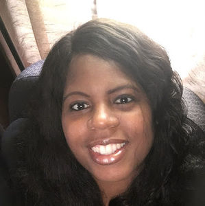 Meet your Posher, Lakisha vanetta